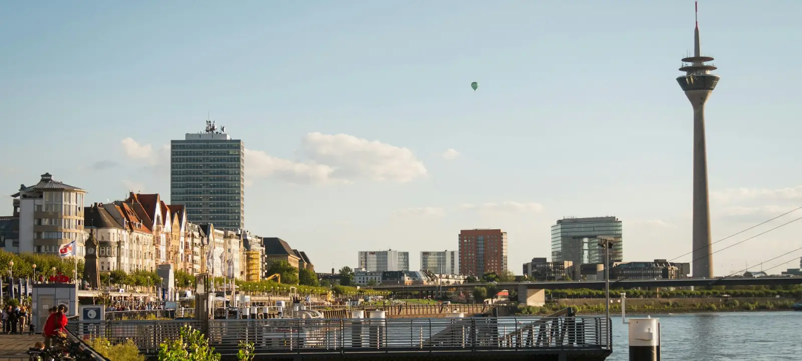 Chirurgen in Düsseldorf: Symbolbild